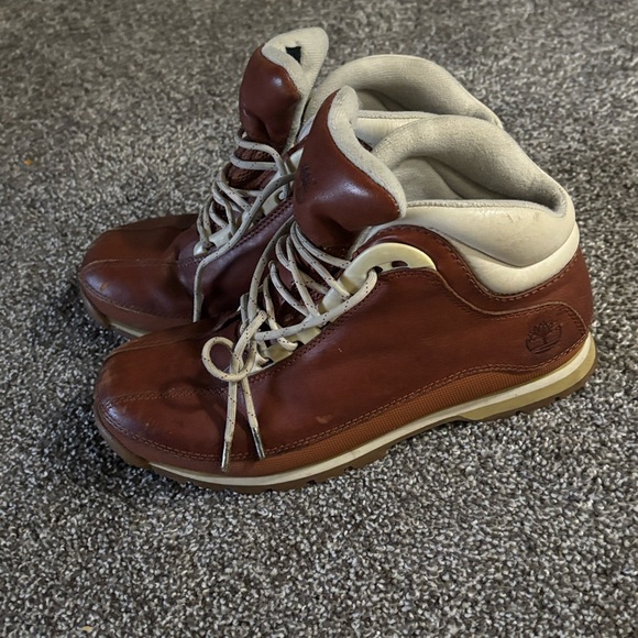 Men's Brown timberland Hiking Boots - Picture 1 of 2